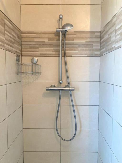 Appartement 87 M2 - 3 Chambres - 6 Personnes - Proche Paris - Parking Gratuit Asnières Exterior foto